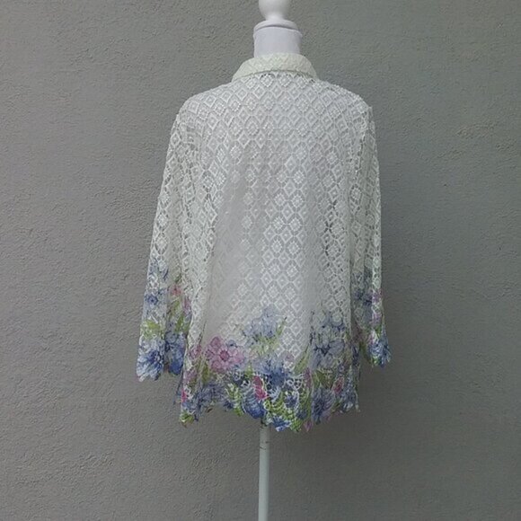 Unbranded Cardigan Gorgeous Open Lace with border print of watercolor flowers - Picture 2 of 6